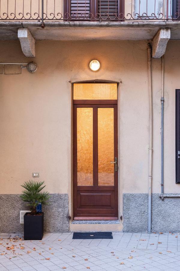 Como Centro Proprio Dietro L'Angolo Bagian luar foto